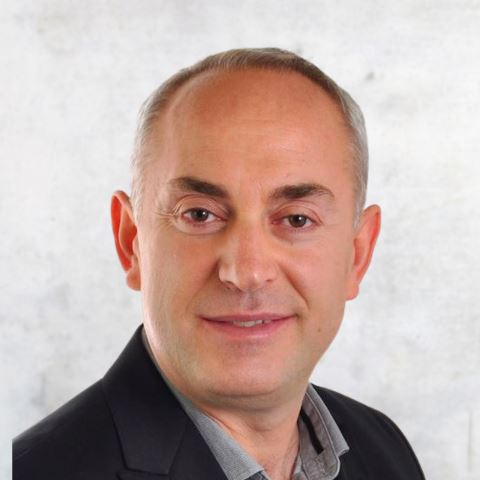 Dr. Ruzhdi  Kicmari