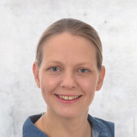 Claudia Trachternach
